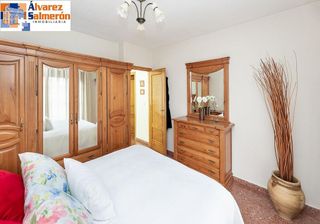 Casa adosada en venta en Otura