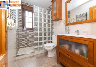 Casa adosada en venta en Otura
