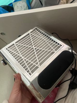 Aspirador de uñas profesional