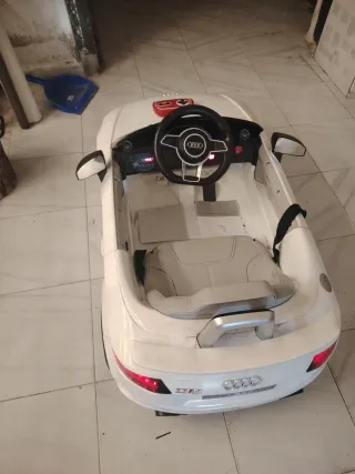 Coche Batería Audi TT RS Niños Sin Uso