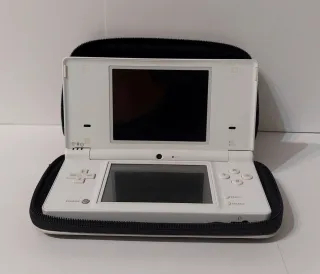 Nintendo DSi Lite Bianco + Accessori