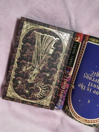 Libro graceless heart fairyloot edition
