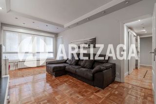 Piso en venta en Amara - Berri en San Sebastián-Donostia