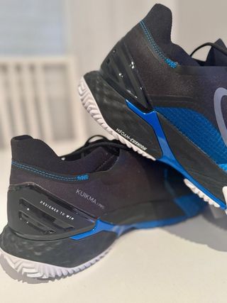 Zapatillas pádel Kuikma Pro negras y azules