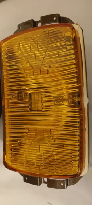 Paro plicas  Antinieblas Cibie 176 Amarillo