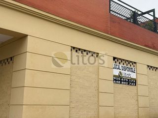 Local comercial en alquiler en La Hacienda - Nueva Andalucía en Dos Hermanas