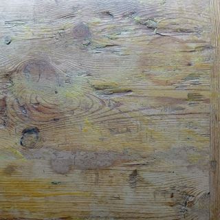 Escritorio antiguo de madera con cajón