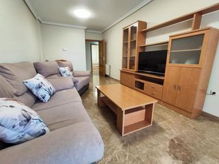 Piso en venta en Santa Cruz - Industria - Polígono Campollano en Albacete