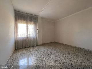 Piso en venta en Valdefierro en Zaragoza