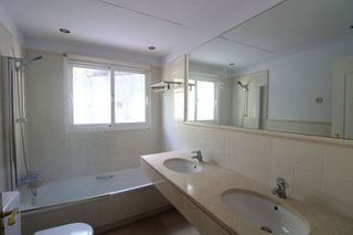 Casa adosada en venta en Istán