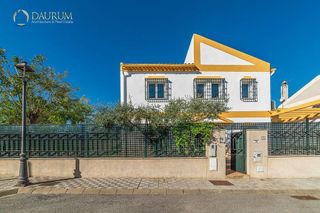 Chalet en venta en Espartinas