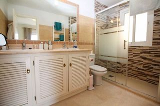 Casa en venta en Riviera del Sol en Mijas