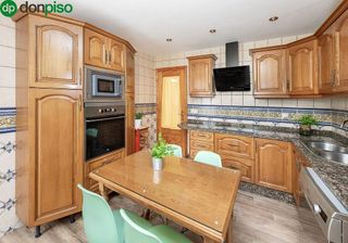 Casa adosada en venta en Otura