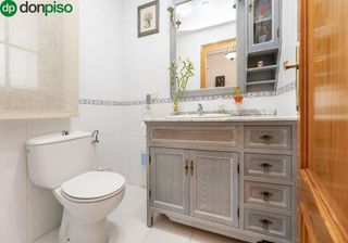 Casa adosada en venta en Otura