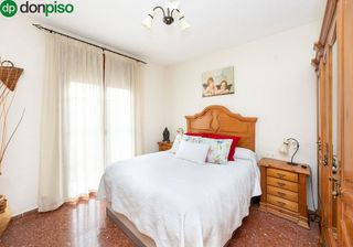 Casa adosada en venta en Otura