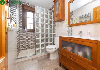 Casa adosada en venta en Otura