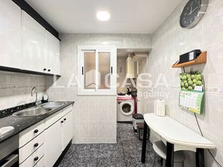 Piso en venta en Artigas - Llefià en Badalona