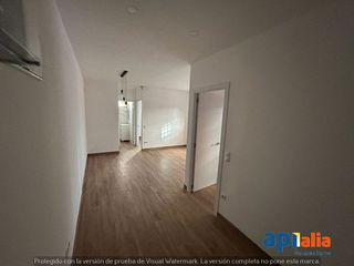 Piso en venta en El Bon Pastor en Barcelona