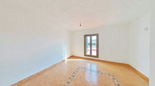 Ático en venta en Pubilla Cases en Hospitalet de Llobregat, L´