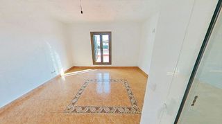 Ático en venta en Pubilla Cases en Hospitalet de Llobregat, L´