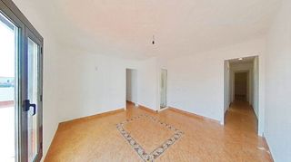 Ático en venta en Pubilla Cases en Hospitalet de Llobregat, L´