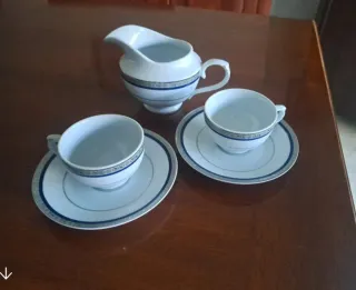 Richard Ginori Set 2 Tazzine + Lattiera