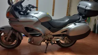 Honda Deauville 650 - 2003 Vendo o Cambio