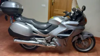 Honda Deauville 650 - 2003 Vendo o Cambio