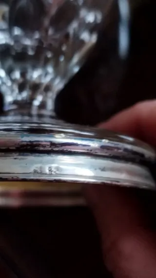 Florero de cristal con pie de plata de ley