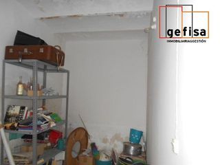 Casa adosada en venta en Valdepeñas