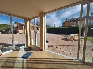 Chalet en venta en Renedo de Esgueva