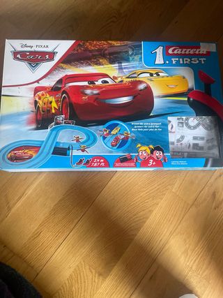 Scalextric Carrera FIRST Niñ@s Disney Pixar
