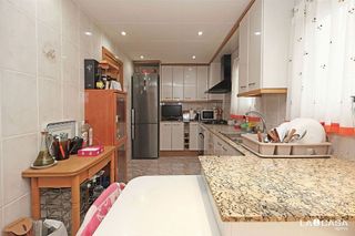 Piso en venta en Can Serra en Hospitalet de Llobregat, L´