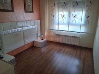 Piso en venta en Santa Cruz - Industria - Polígono Campollano en Albacete