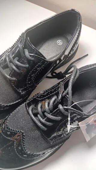 Scarpe eleganti nere bambino