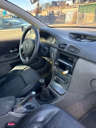 Despiece Renault Laguna 1.9 dci 2004