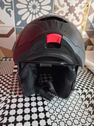 Casco de moto negro
