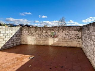 Casa adosada en venta en Marchamalo