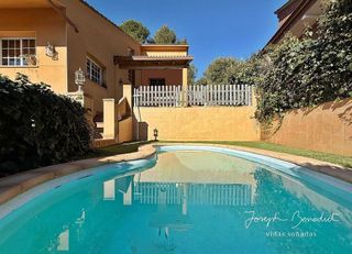 Chalet en venta en Begues