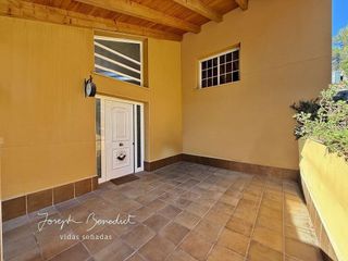 Chalet en venta en Begues
