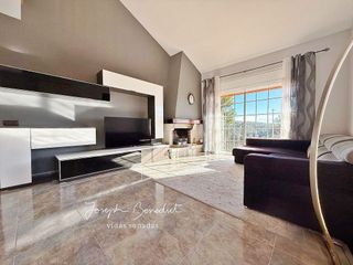 Chalet en venta en Begues