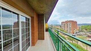 Piso en venta en Centre en Rubí