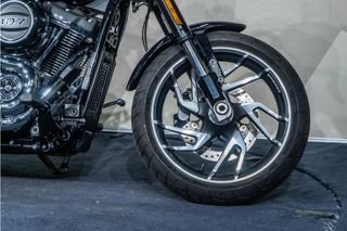 HARLEY DAVIDSON Sport glide ASIENTO PASAJERO * IMPECABLE * REESTRENO *