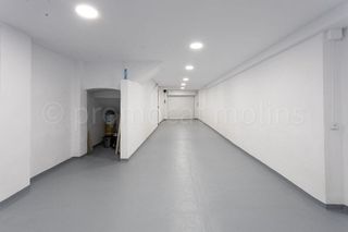 Chalet en venta en Molins de Rei