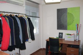 Piso en venta en Santa Rosa - Valdeolleros en Córdoba