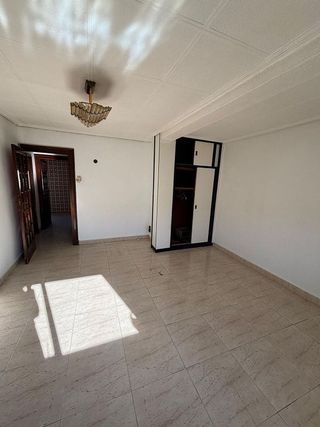 Piso en venta en Salvador Allende en Zaragoza