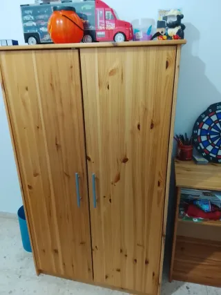 Muebles habitación infantil madera