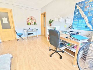 Piso en venta en Villayuventus-Renfe en Parla