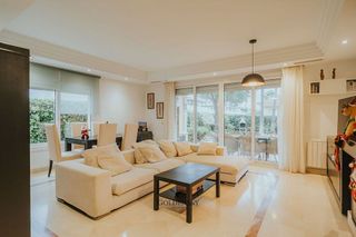 Casa adosada en venta en Calahonda en Mijas