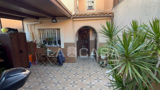 Chalet en venta en San García en Algeciras